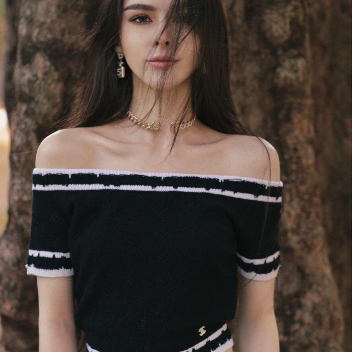 99新 Chanel/香奈儿 Chanel 一字黑色针织上衣 38码 