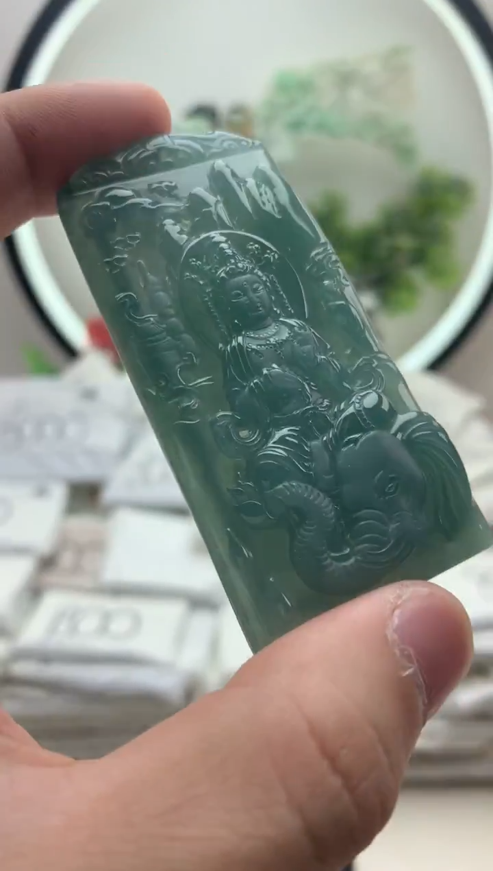 颈饰未镶嵌翡翠普贤