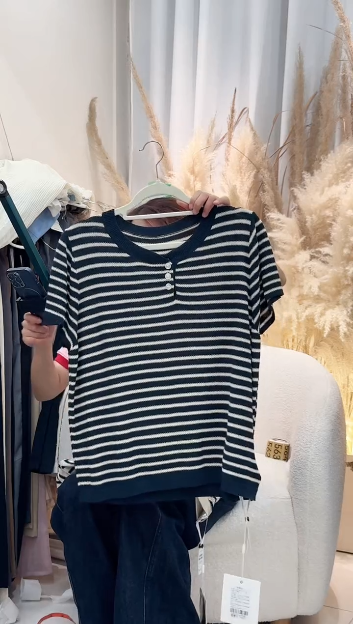 53-L码东阳市嘉霆服装店个体店