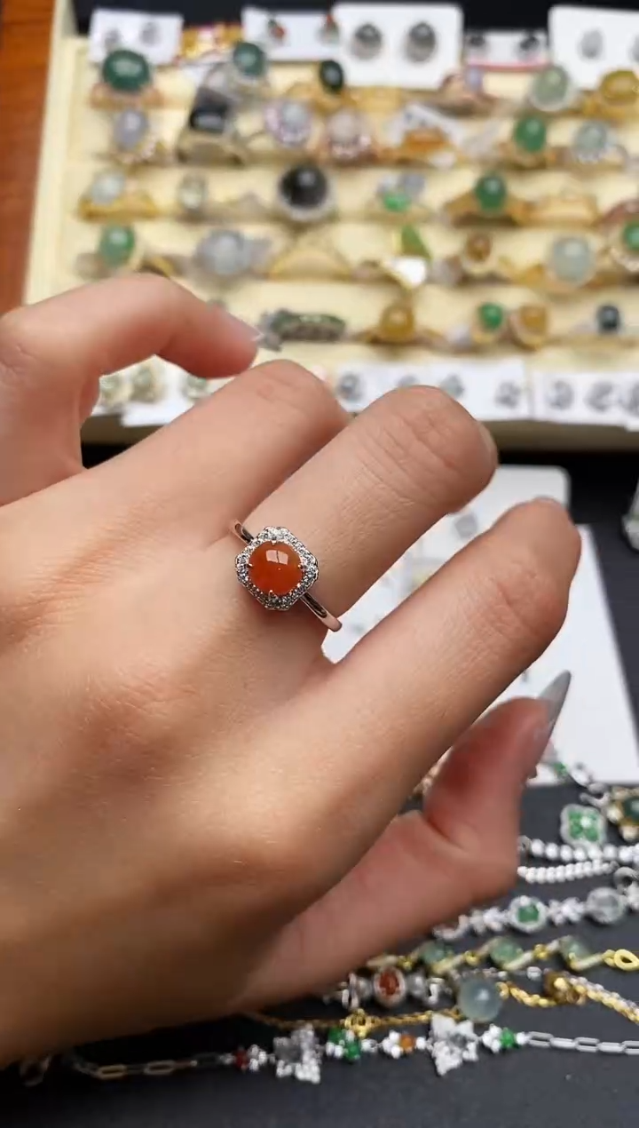 【闪购商品】翡翠戒指银S925镶嵌66666666+7