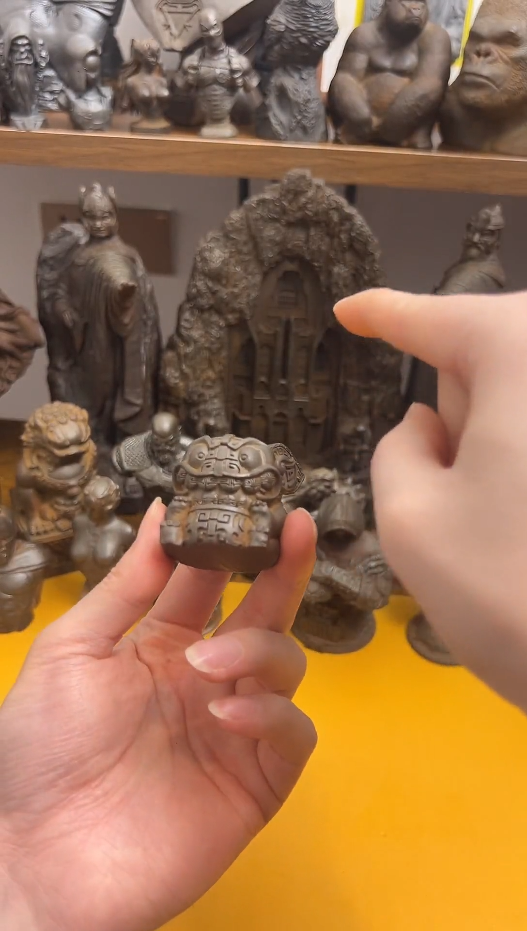 金属实心铁艺----小吞金兽