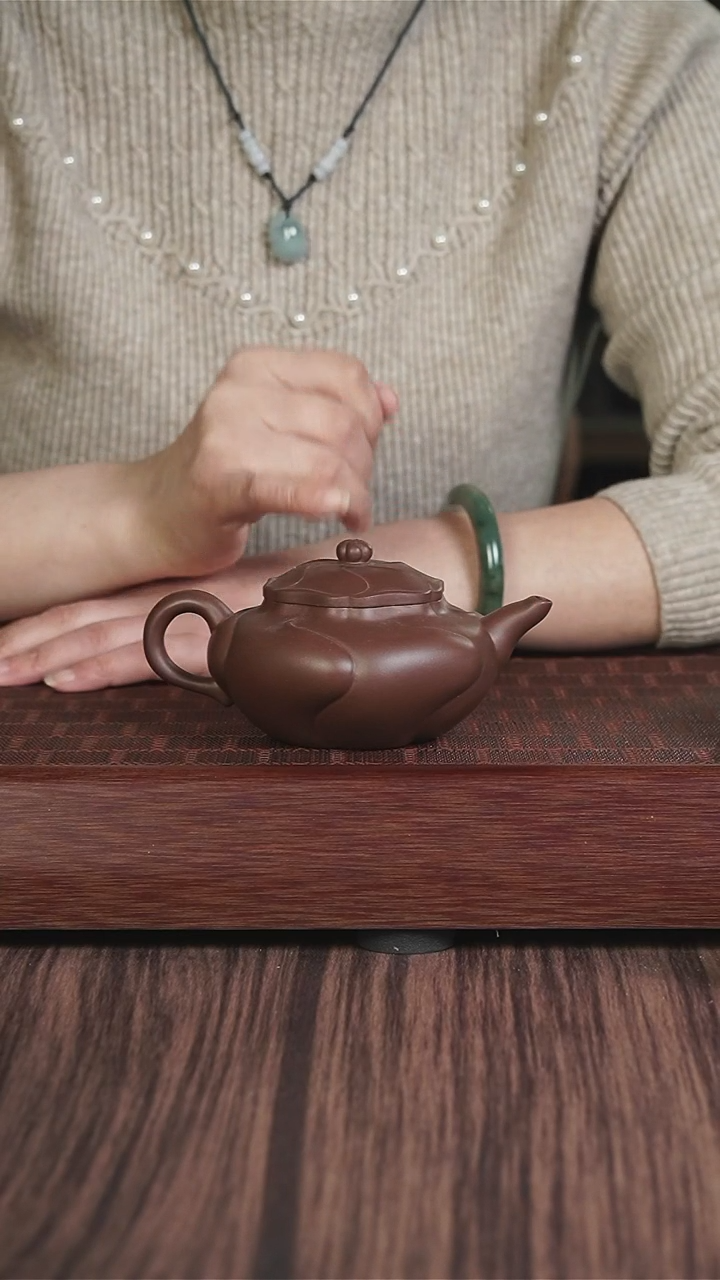 【闪购商品】紫砂茶壶筋纹 风卷葵