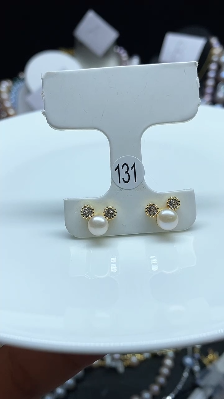 【闪购商品】淡水珍珠耳饰未镶嵌多人