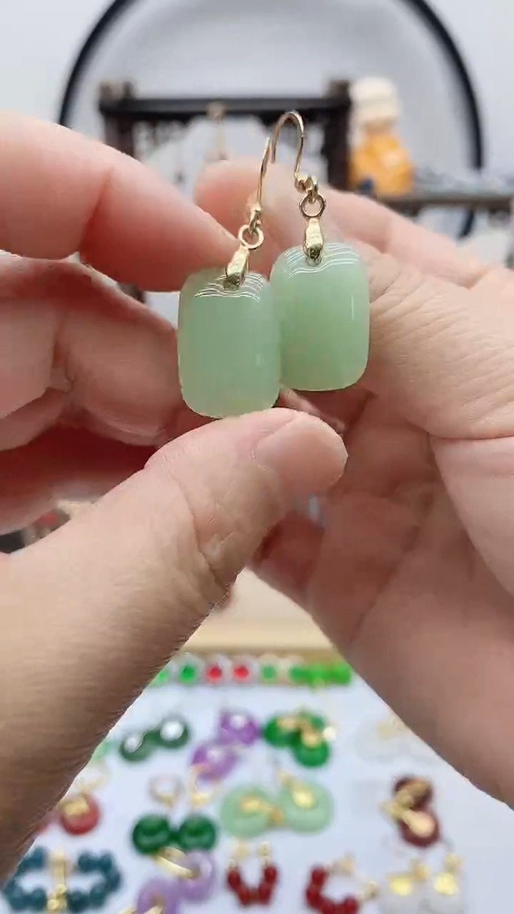 14K金镶嵌和田玉耳饰24