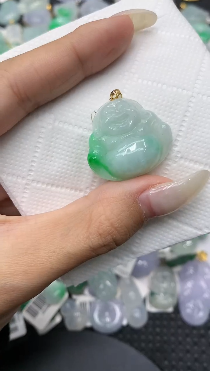 颈饰18K金镶嵌翡翠11111111111