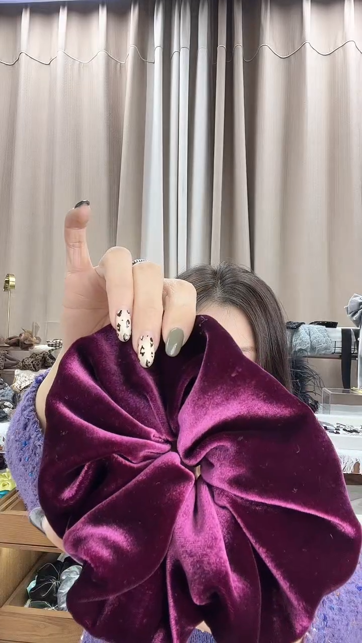 非金属布艺简约发饰6-7cm乌梅子酱