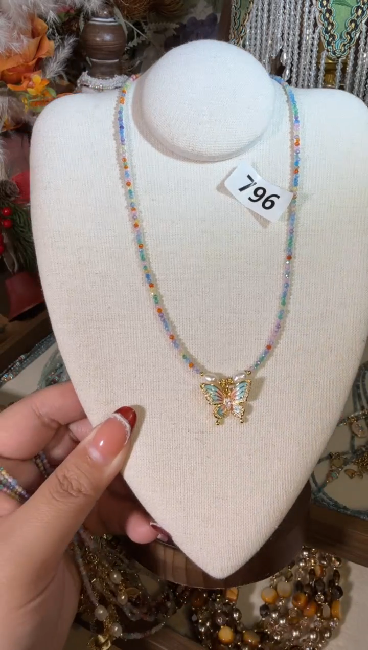 未镶嵌天然锆石彩蝴蝶796