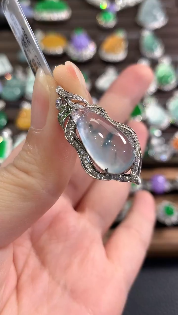 吊坠(不含链)18K金镶嵌翡翠d19