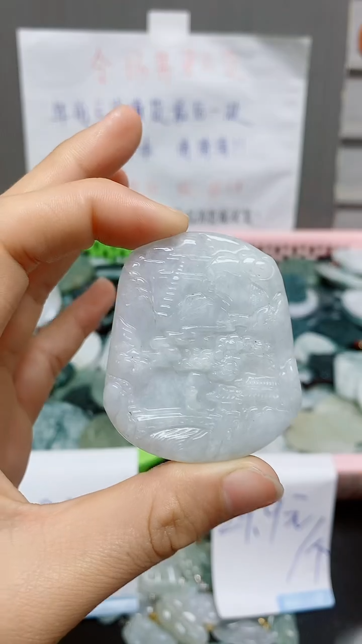 【闪购商品】翡翠颈饰未镶嵌天然翡翠A货