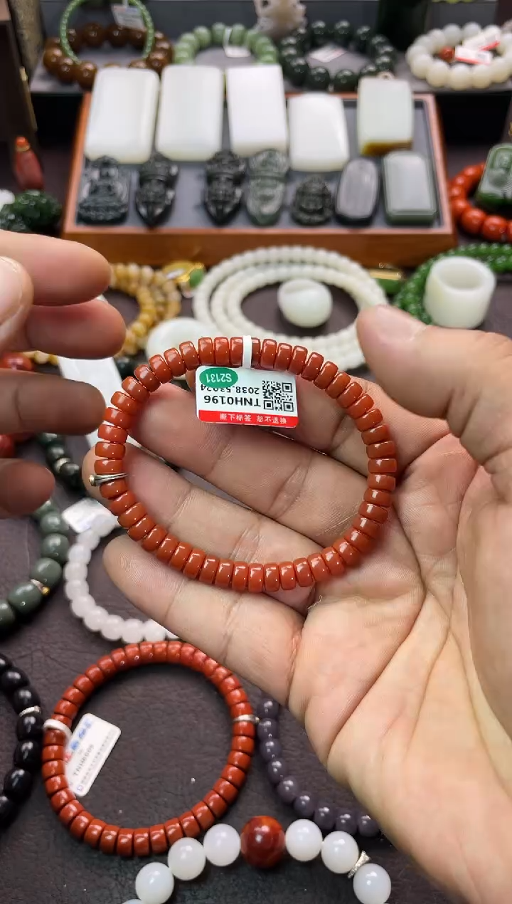 【闪购商品】南红玛瑙手串未镶嵌 多样性发一件TNH0196