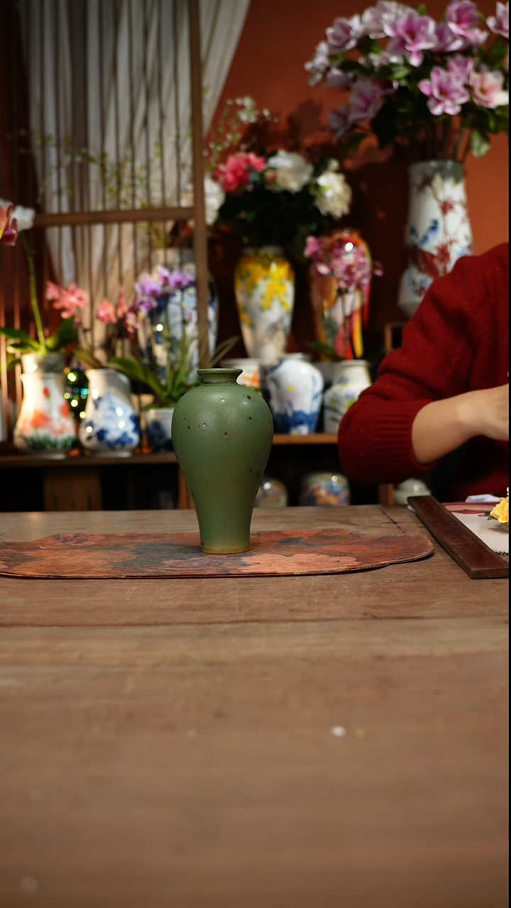 当代高温釉下彩手绘陶瓷餐具