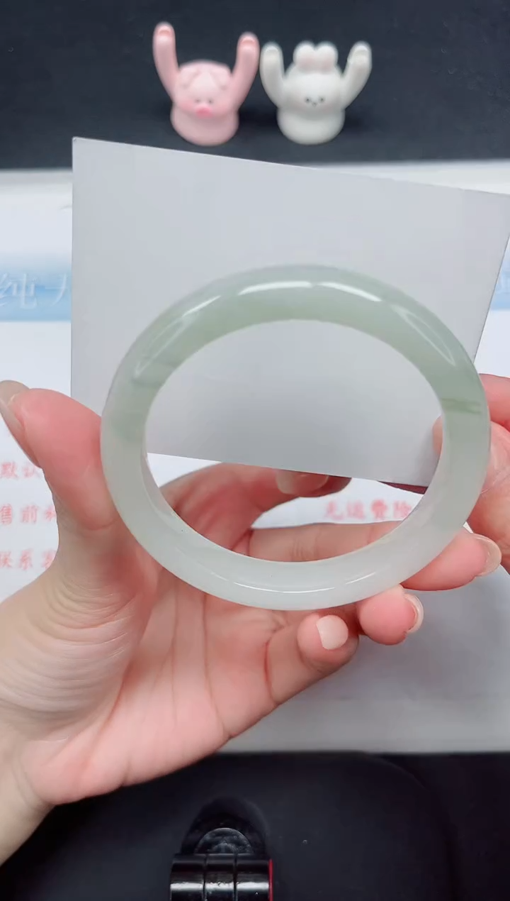 【闪购商品】石英质玉手镯未镶嵌68-58.1