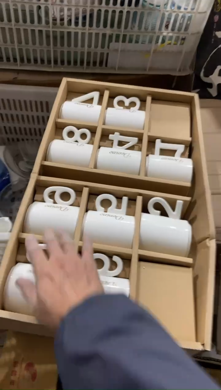 杯子陶无运费险有瑕疵的摄影的产品有使用过的痕迹有点脏介意勿拍