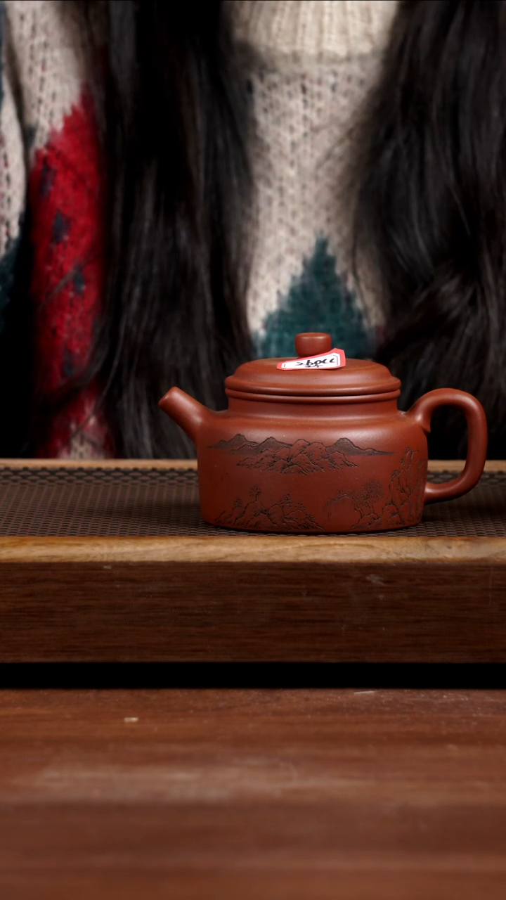 【闪购商品】紫砂茶壶红皮龙德钟260CC