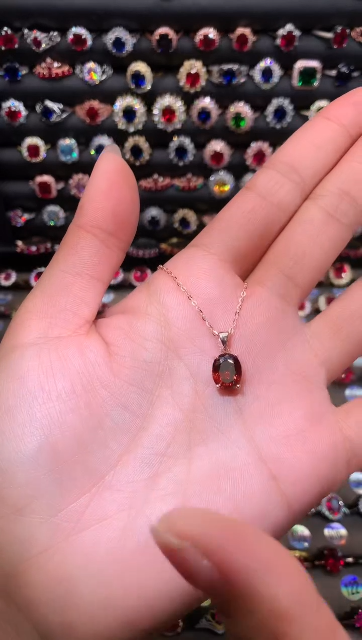 【闪购商品】石榴石颈饰银S925镶嵌810玫瑰金