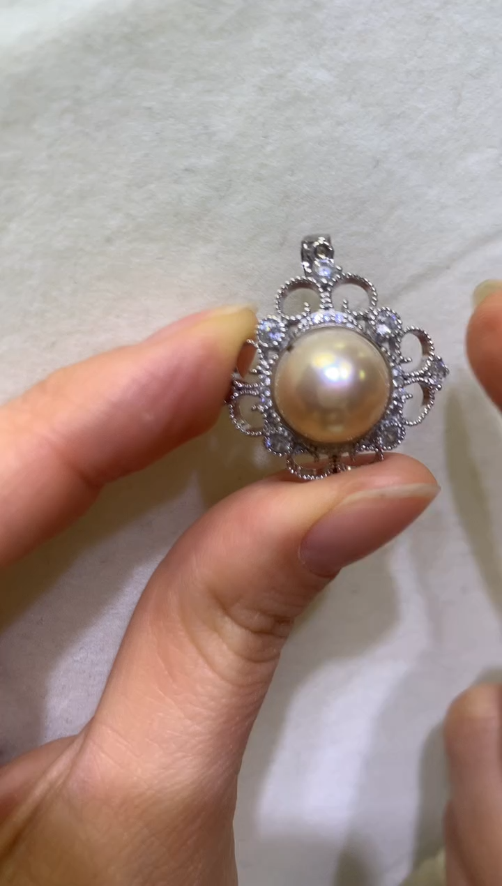 【闪购商品】淡水珍珠颈饰未镶嵌淡水珍珠吊坠多样性发一