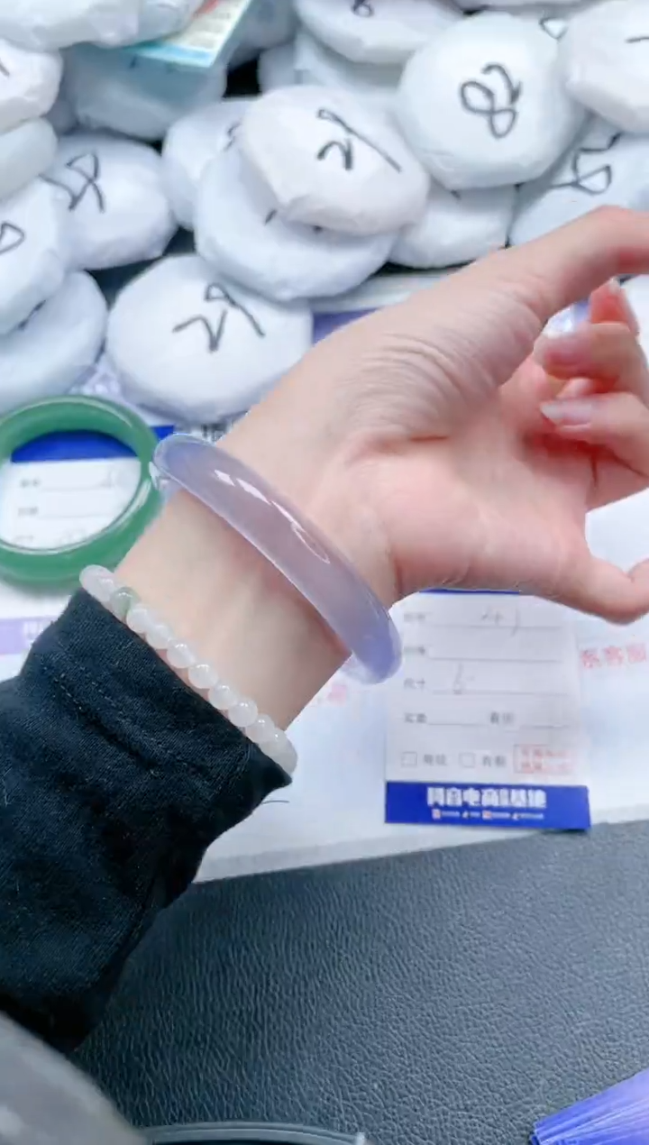 【闪购商品】石英质玉手镯未镶嵌 冰紫手镯-60