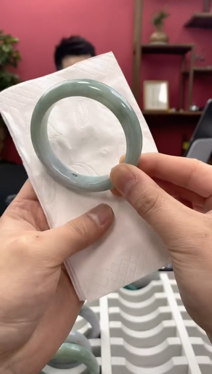 【闪购商品】翡翠手镯未镶嵌00004504