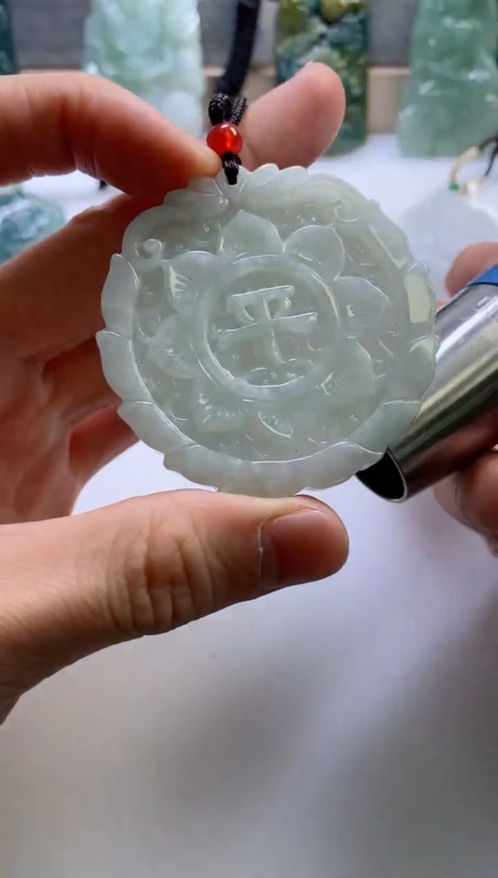 【闪购商品】翡翠挂件未镶嵌