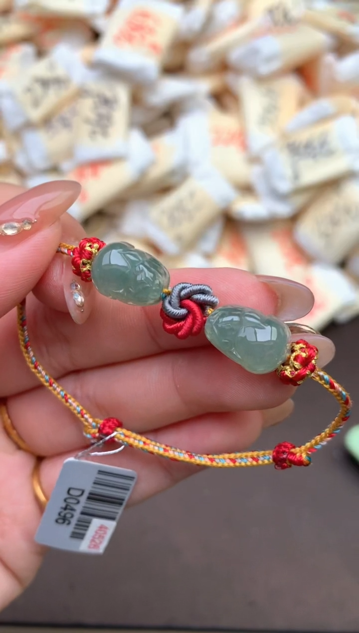 【闪购商品】未镶嵌翡翠手绳—