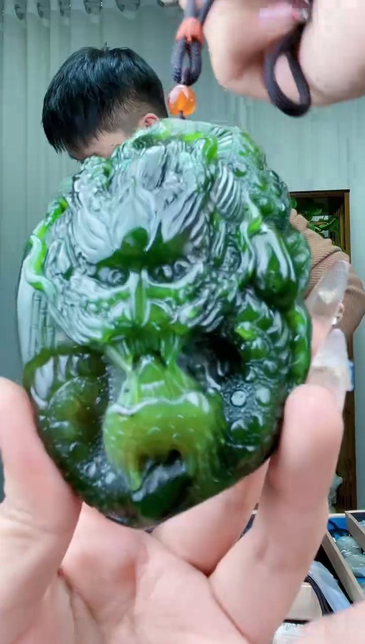 【闪购商品】和田玉挂件未镶嵌拍一发一，多样性发货！