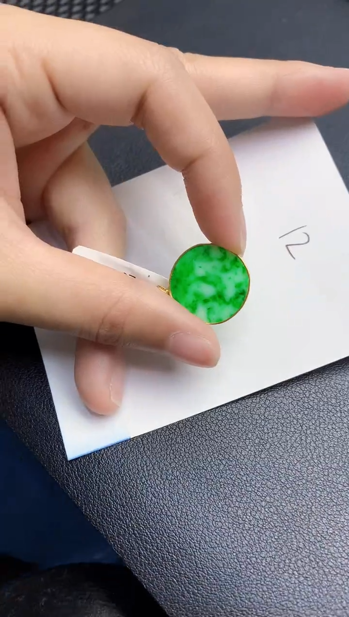 【闪购商品】翡翠颈饰18K金镶嵌000000000