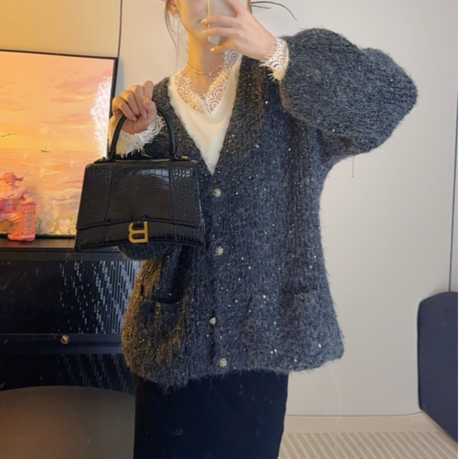 羊毛软糯针织衫重工亮片宽松百搭毛衣女秋冬新款慵懒风套头上衣
