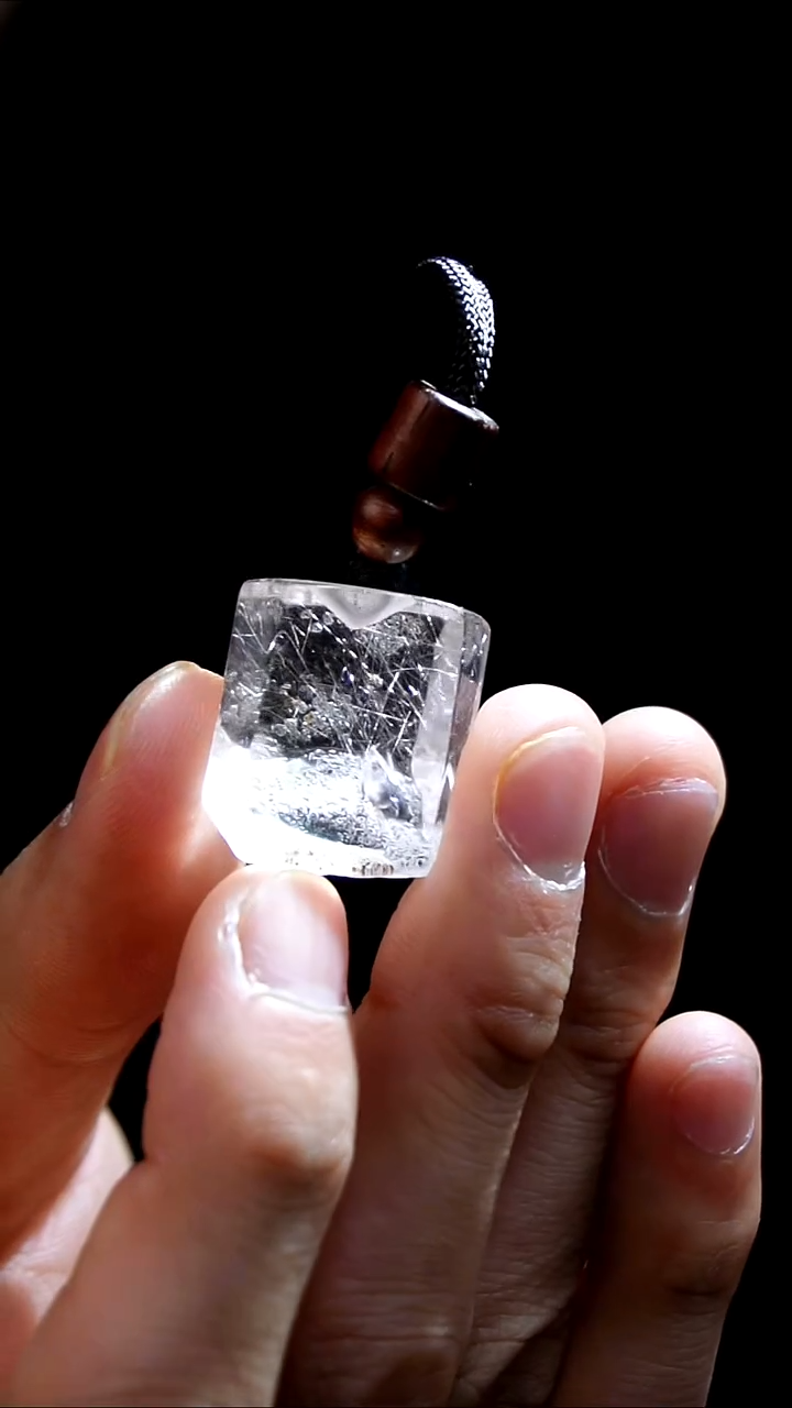 吊坠(赠链)未镶嵌水晶水晶