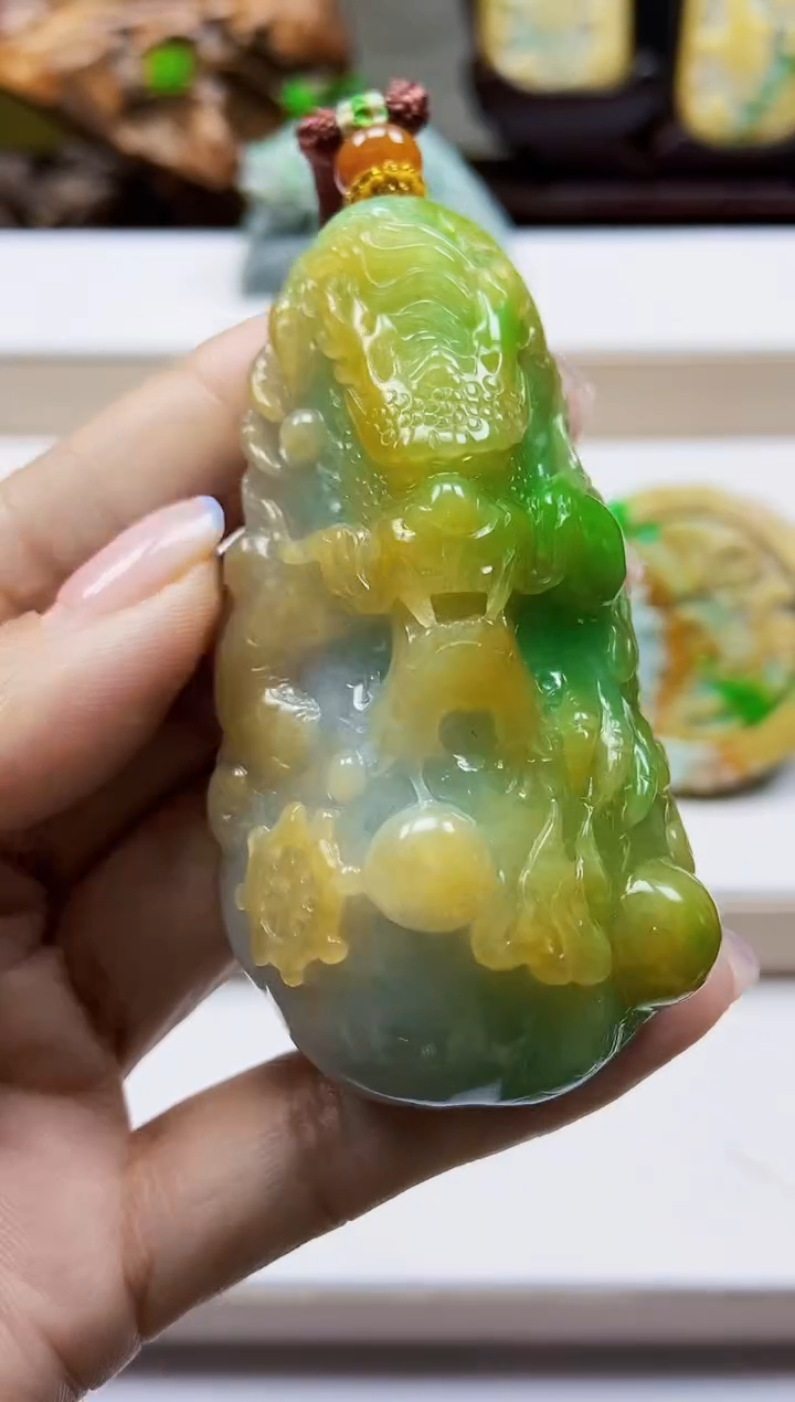 颈饰未镶嵌翡翠翡翠A货