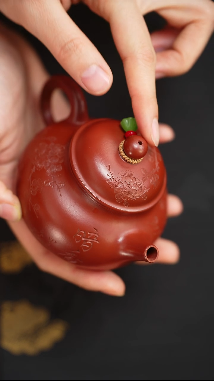 茶壶紫砂周婷婷梅刻朱泥容天160cc