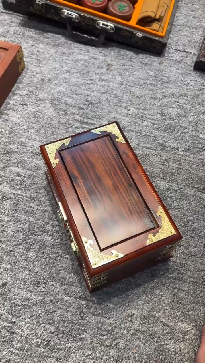 木陇**家首饰盒 红木家居