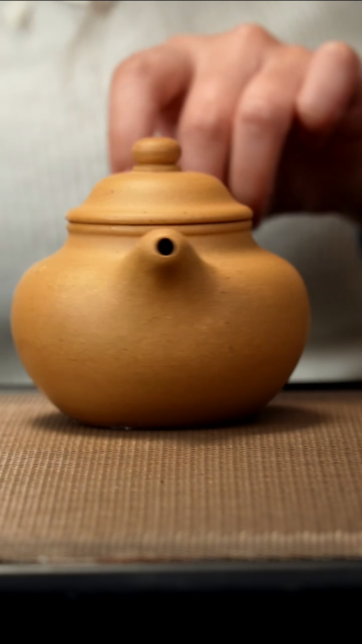 紫砂茶盏黄金段道洪莲子210CC