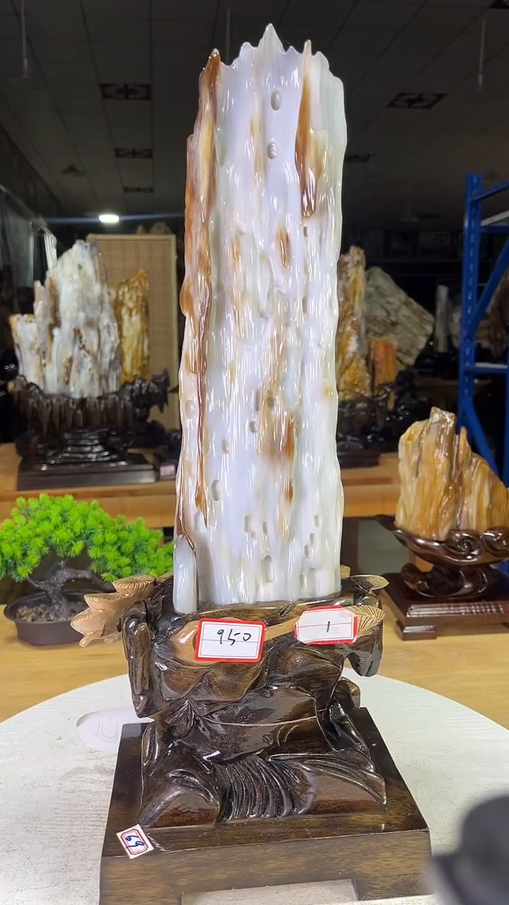 未镶嵌珠宝奇石硅化玉950