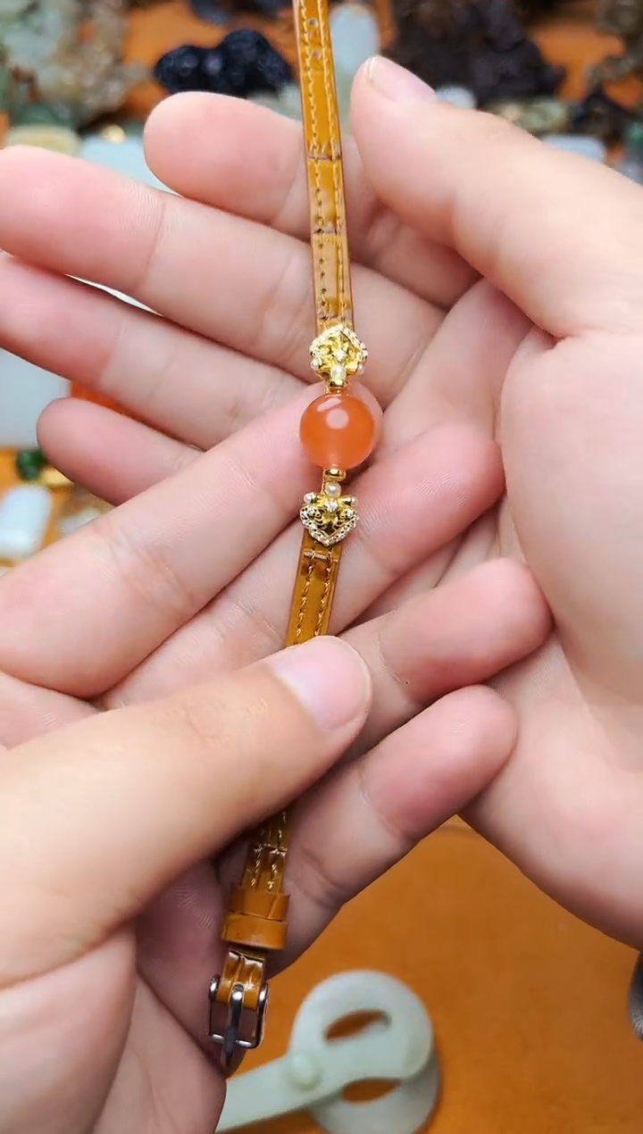 【闪购商品】南红玛瑙手牌银S925镶嵌手牌