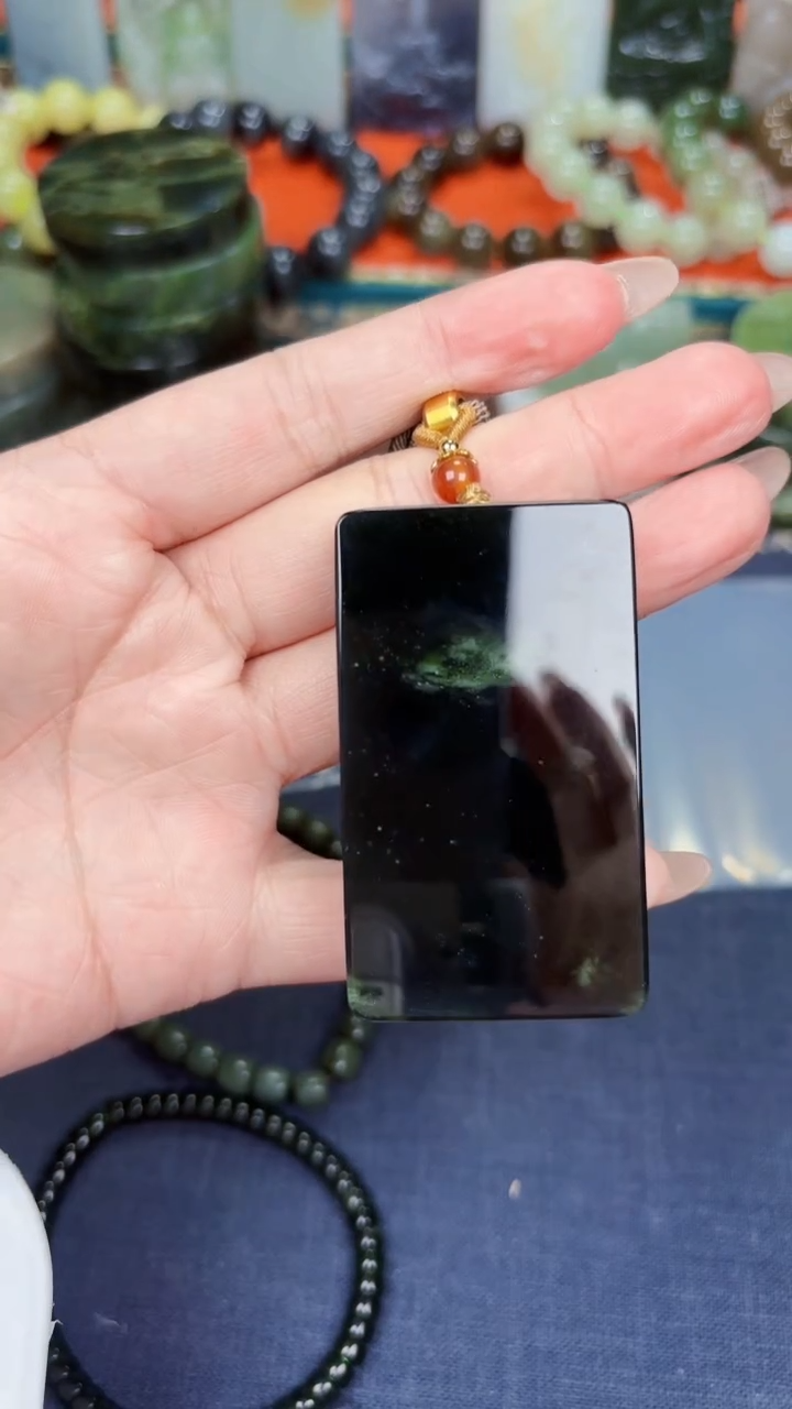 颈饰未镶嵌和田玉和田玉