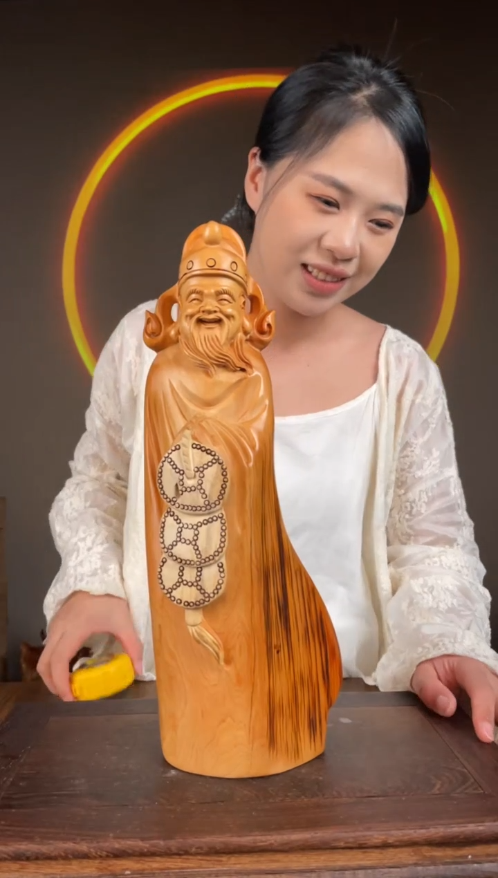 【闪购商品】柏木（崖柏）手工摆件,先抢先得!