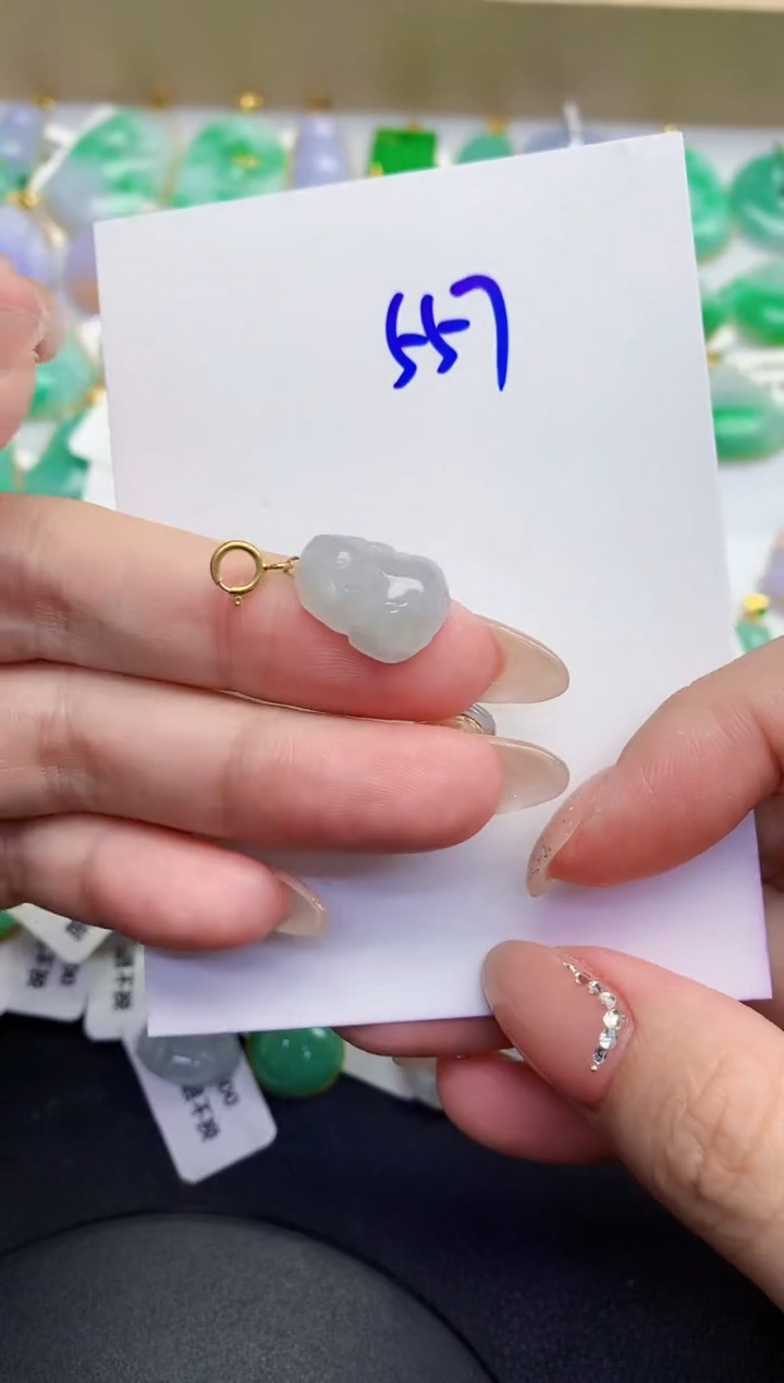 翡翠未镶嵌颈饰缅甸天然翡翠A货