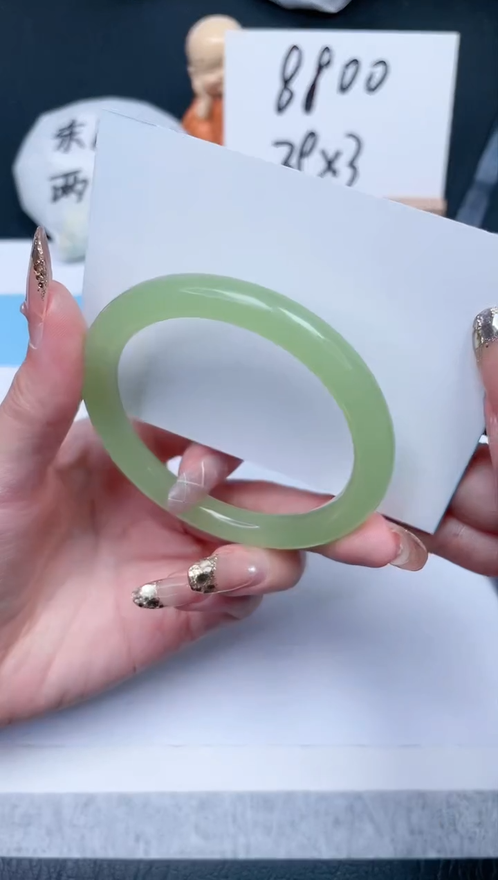 【闪购商品】石英质玉手镯未镶嵌95-54.3