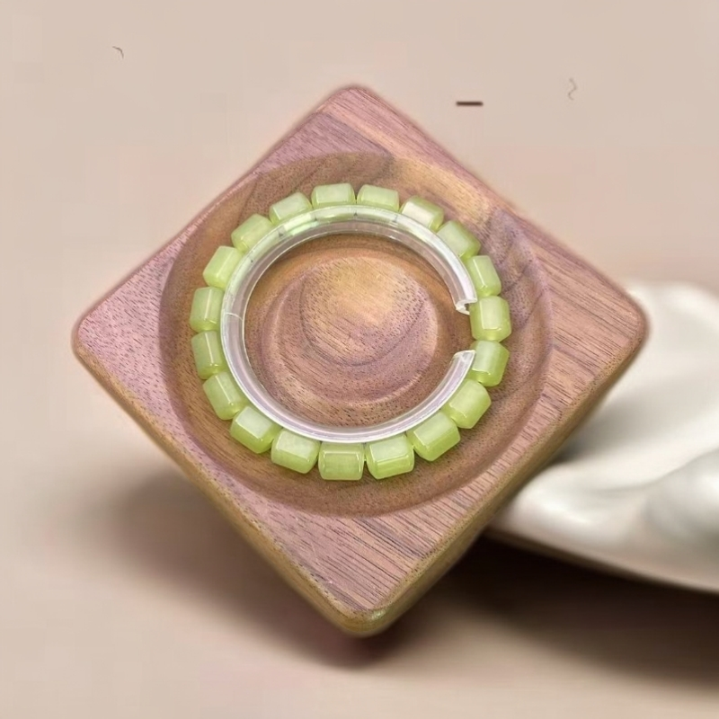 【佳玺壹店】187 天然玉石 晴水牛油果绿筒珠9mm