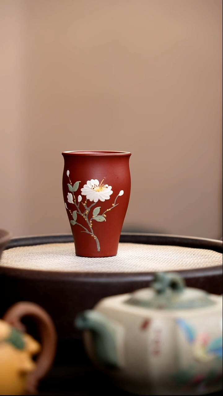 茶壶紫砂朱泥闻香杯泥绘白花 
