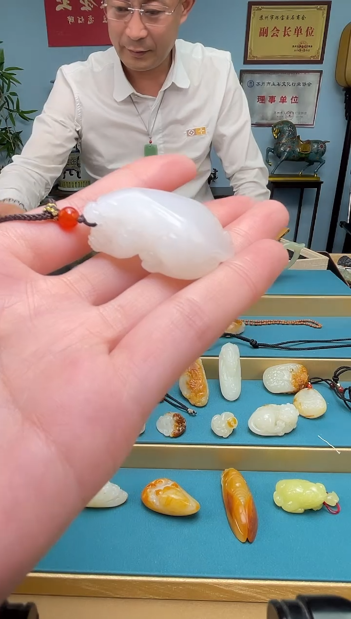 【闪购商品】和田玉颈饰未镶嵌吊坠多样性发货拍一发一