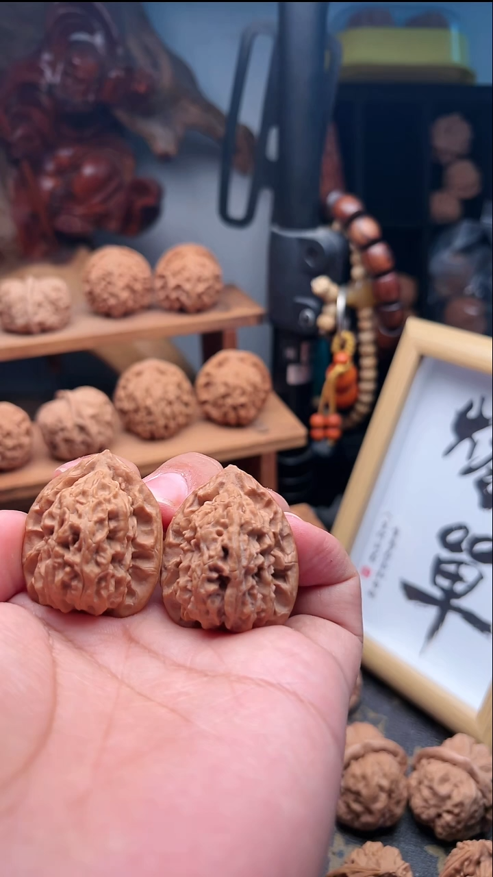 吊坠文玩核桃鸩鸡梦幻皮质顶级油蜡皮33