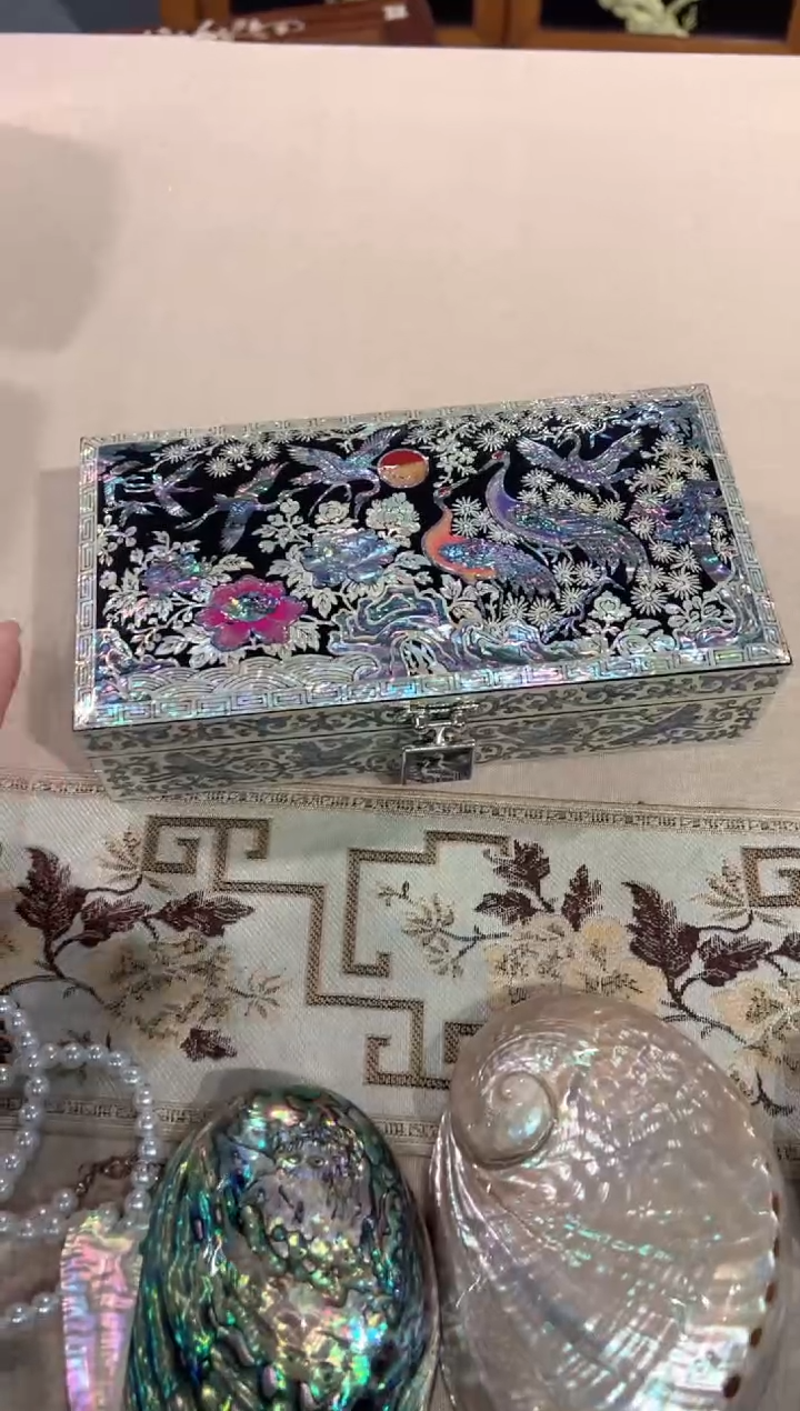 【闪购商品】按扣满贝底·弘贝雅螺钿漆器文化馆