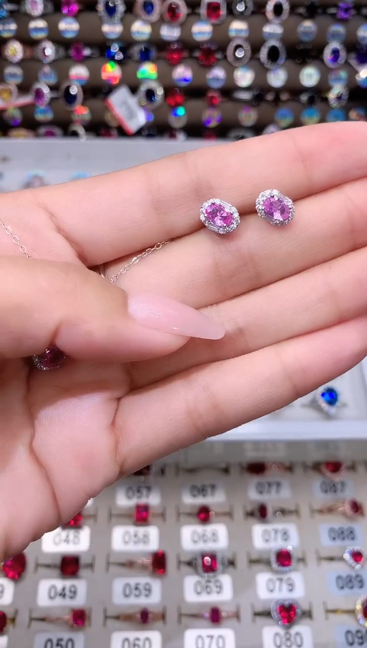 蓝宝石耳饰银S925镶嵌46白