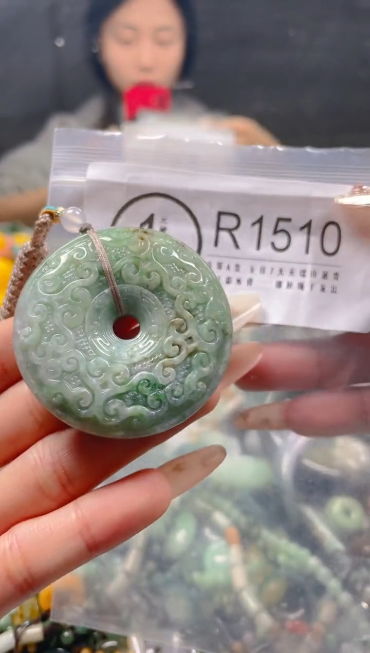 【闪购商品】翡翠颈饰未镶嵌/R/翡翠A货一图一物