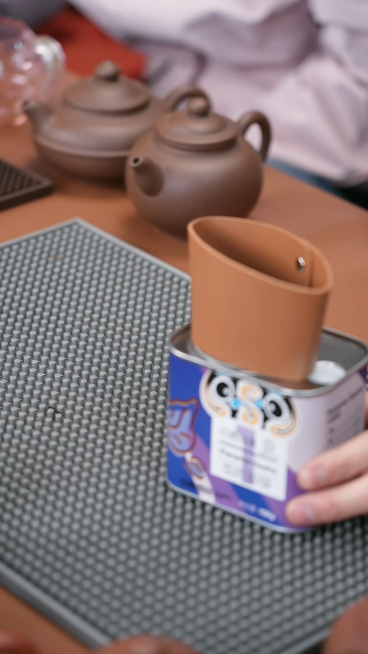 【闪购商品】辉哥女神节福利 主人杯盲盒 新粉斟酌