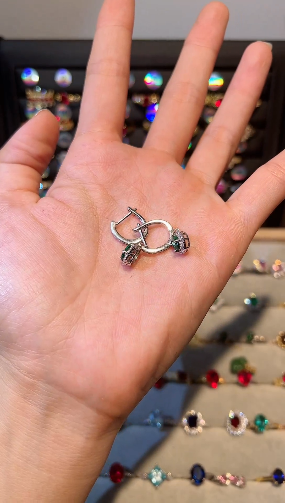 【闪购商品】祖母绿耳饰银S925镶嵌00000