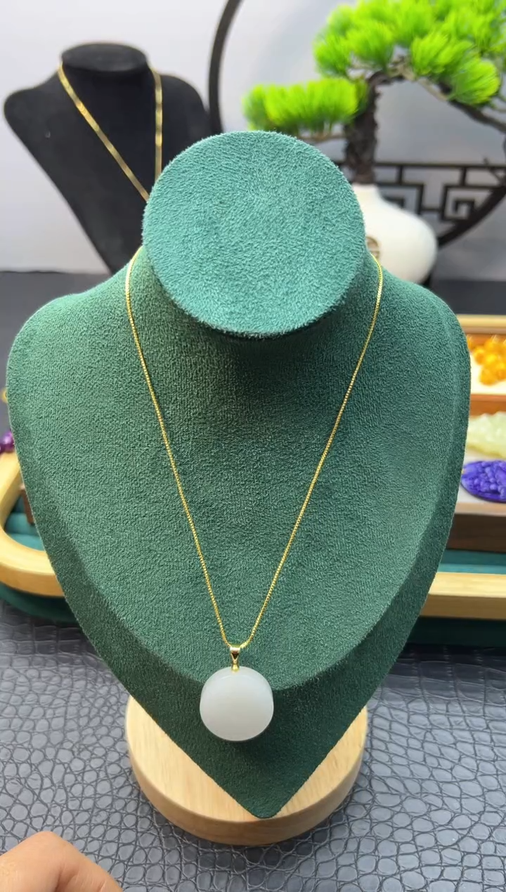 【闪购商品】和田玉颈饰14K金镶嵌D08          