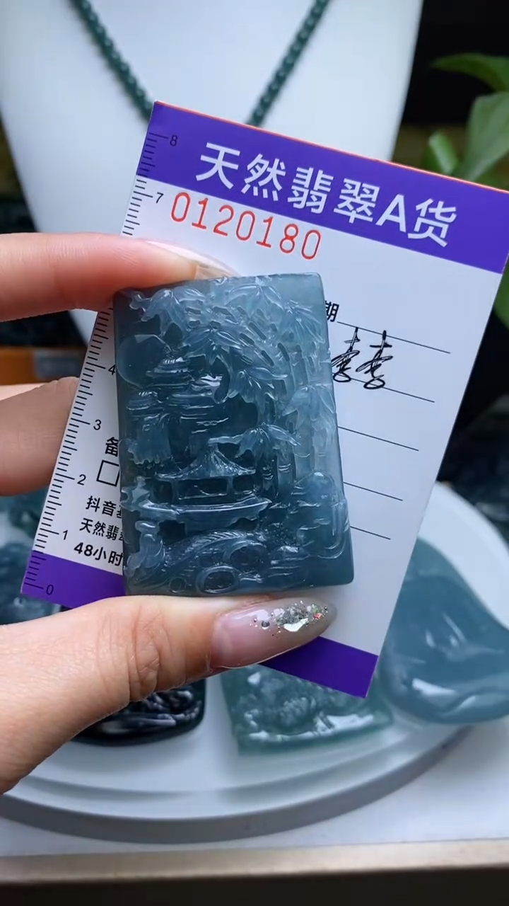 【闪购商品】翡翠颈饰未镶嵌111111111