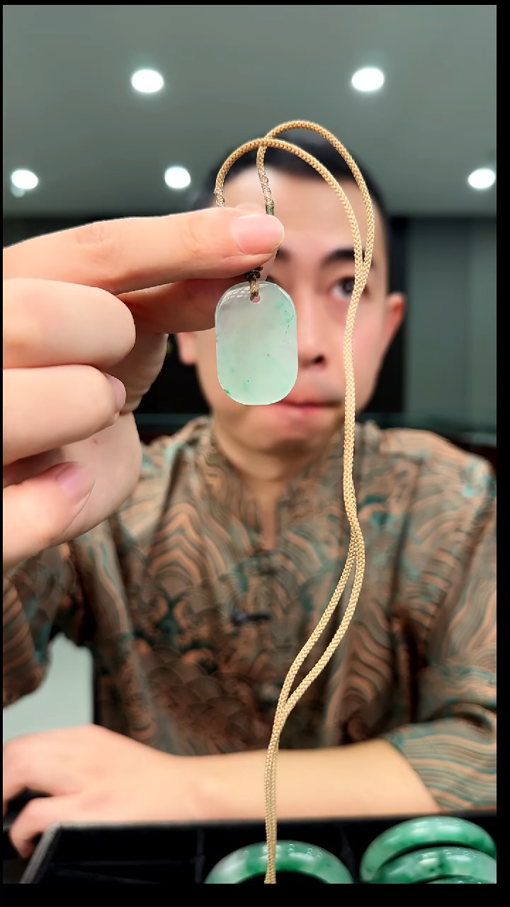 吊坠(赠链)未镶嵌石英质玉纯手工无事牌福利